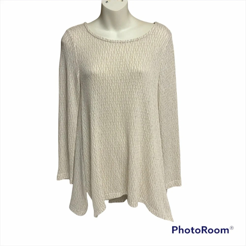 Chelsea & Theodore beige tunic length sweater S